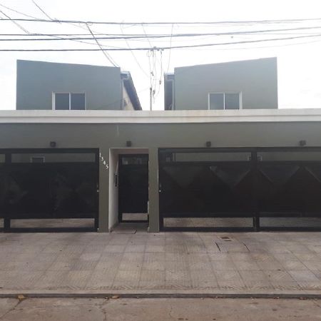 Depto Amplio C/Cochera Apartment Corrientes Luaran gambar