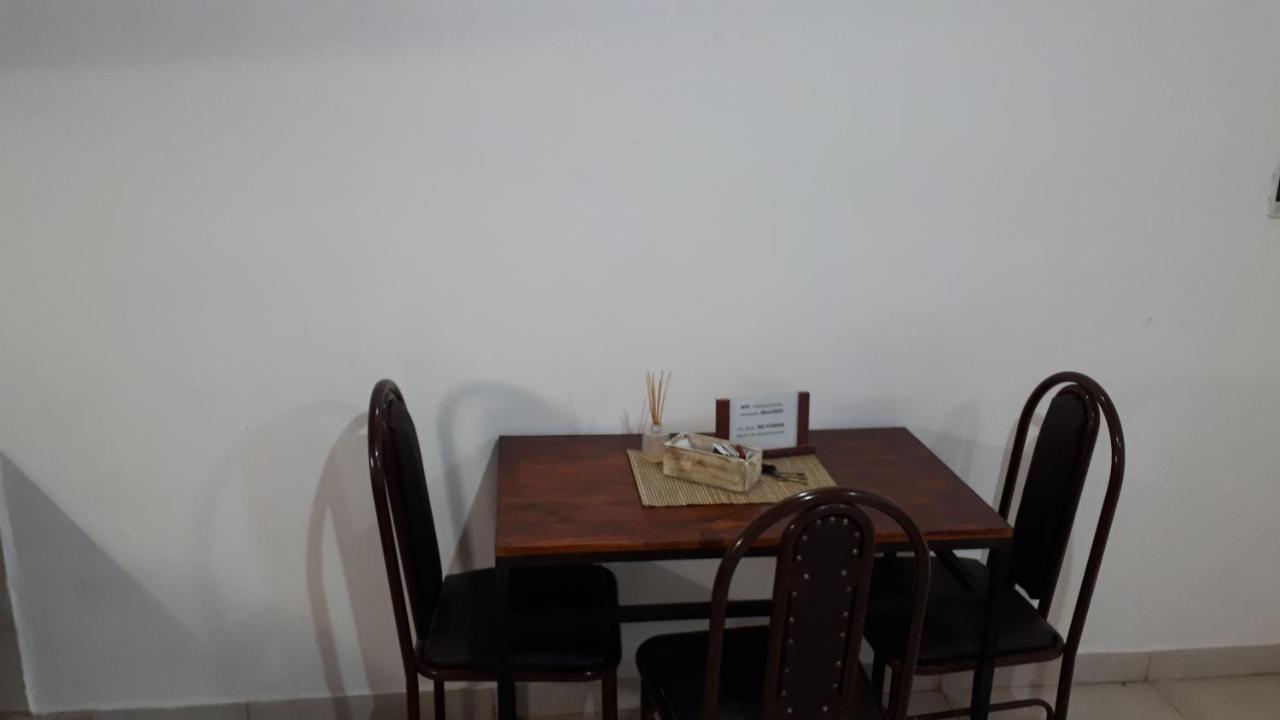 Depto Amplio C/Cochera Apartment Corrientes Luaran gambar